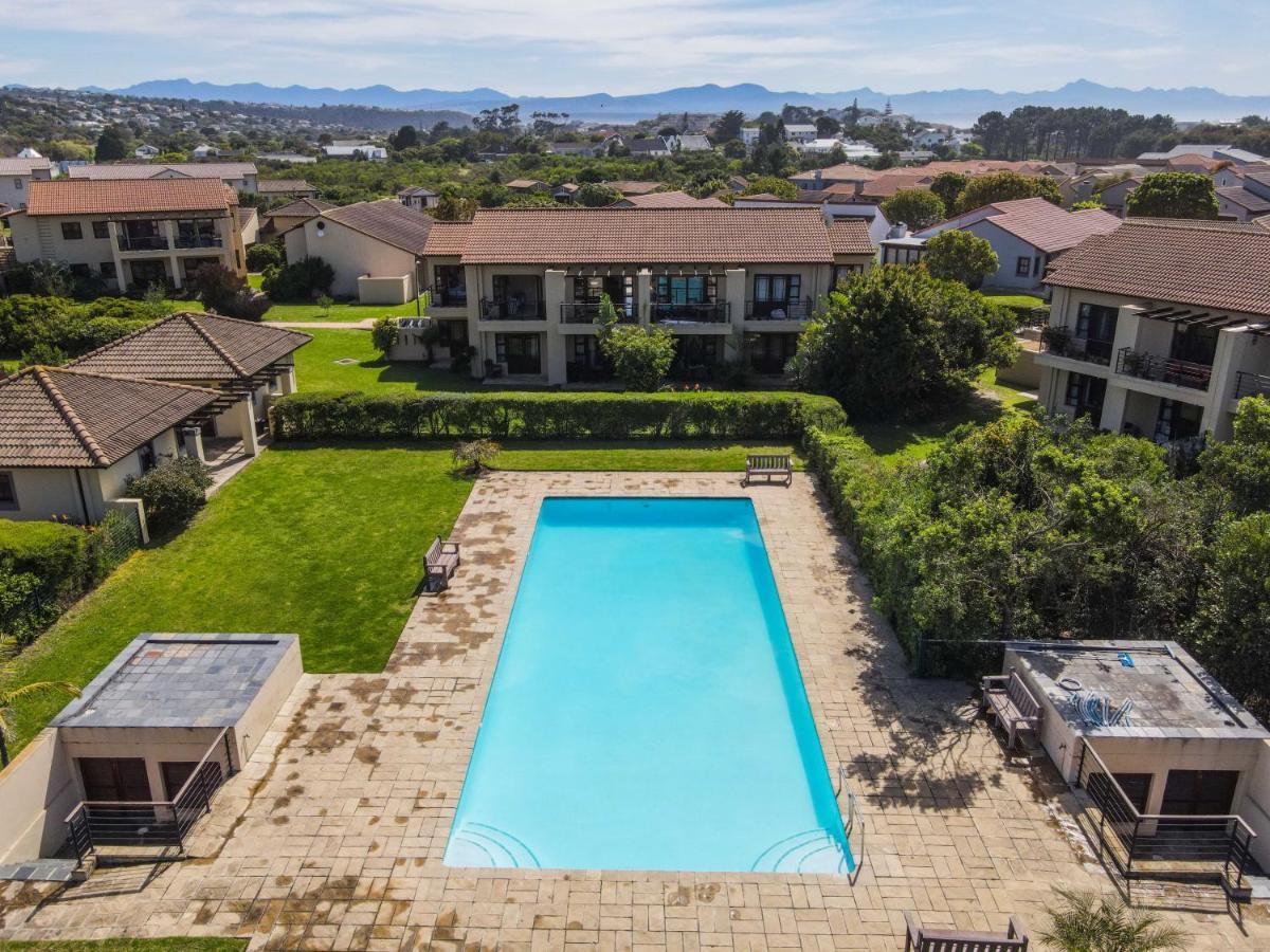 Seventeen Whale Rock Gardens With Back Up Power For Loadshedding Plettenberg Bay Exterior photo